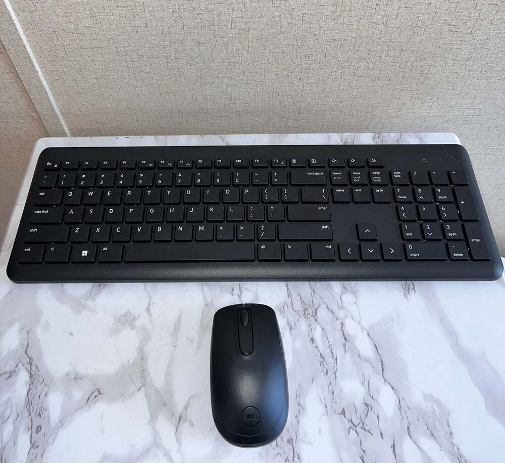 Dell KM3322W Wireless Keyboard and Mouse Combo